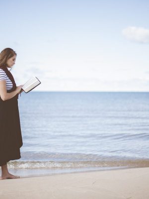 beach, girl, reading-1868769.jpg